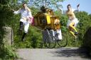 The Bee Cart by Pif Paf Theatre