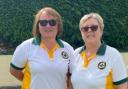 Ladies Singles finalists Vanessa Murdoch & Di Phillips